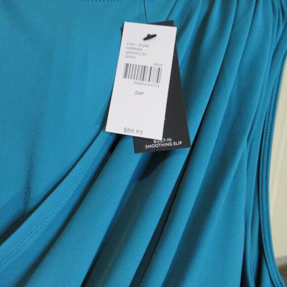 Sleeveless Wrap Dress - Picture 11 of 11